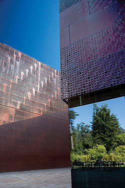 Copper in the Arts Magazine: Restoring the De Young Museum with Copper